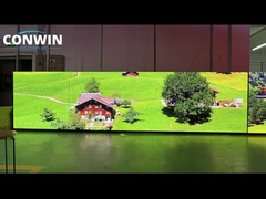 屋外の導かれた看板